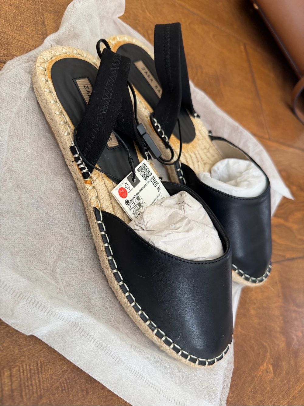 Zara Black Leather Closed-Toe Espadrille Slingbacks. Brand New with Tags